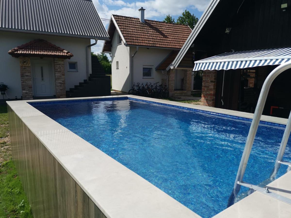Gacka Valley Licko Lesce Kültér fotó